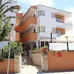 Baulo Mar 4*