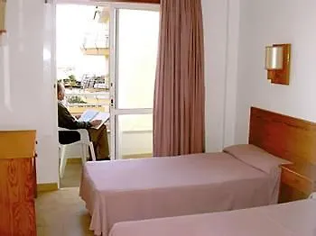 Baulo Mar Готель